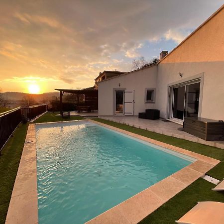 Villa Avec Piscine Кюэр Экстерьер фото